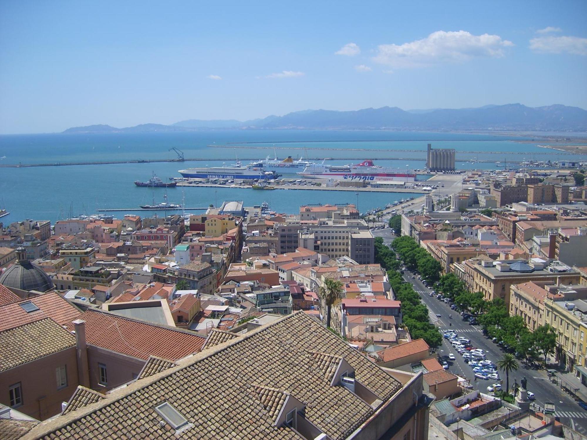 Appartamento La casa di Giò Cagliari Esterno foto